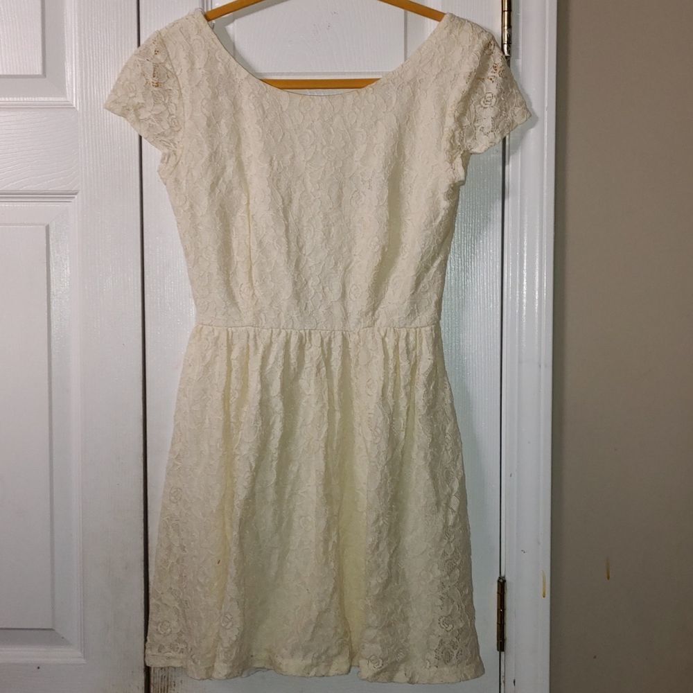 B Darlin Ivory Crochet Capped Sleeve  Midi Lined Dress Sz 9 EUC worn once